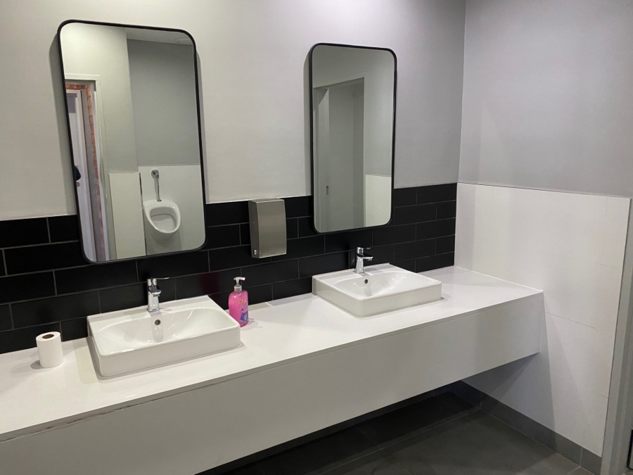 To Let Commercial Property for Rent in De Waterkant Western Cape